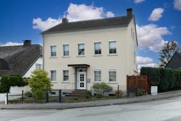 Hauptbild Top gepflegte 4-Zimmer-Wohnung in Bösperde